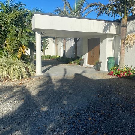 Te Whare Ma Bed & Breakfast Kerikeri Exterior photo