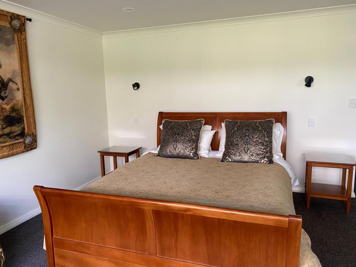 Te Whare Ma Bed & Breakfast Kerikeri Exterior photo